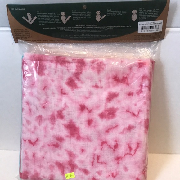 NWT J&Alex Hand dyed cotton muslin swaddle blanket - Picture 3 of 5